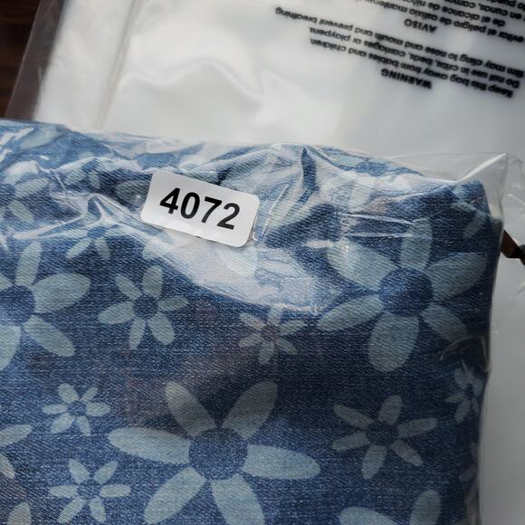 Judy Blue Jeans Womens 29 Blue Wide Crop Daisy Floral Raw Hem Stretch JB88772 - Picture 12 of 12